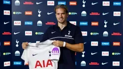 OFICIAL: de volta após fim da suspensão, Mudryk reforça o Tottenham