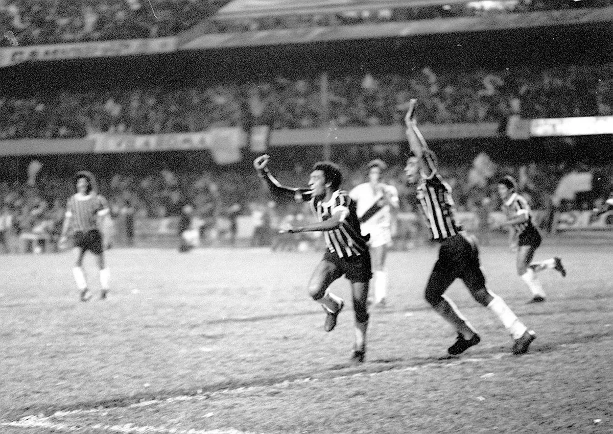 116 anos de Corinthians: relembre em fotos os principais momentos do clube