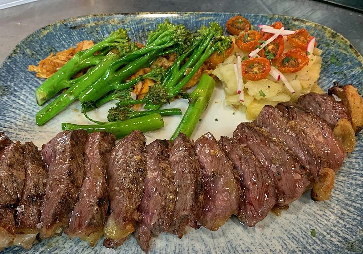 Brasas Bar Karibú, el restaurante cordobés donde el carbón es protagonista