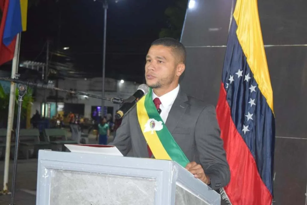“Es mi decisión”: alcalde de Guasipati afirma que renunciará a su cargo