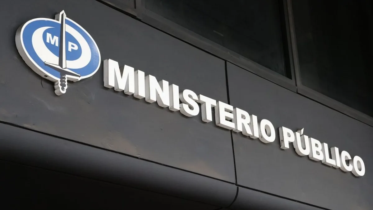 Fiscal general ordena retirar de redes del Ministerio Público imágenes de detenidos sin condena