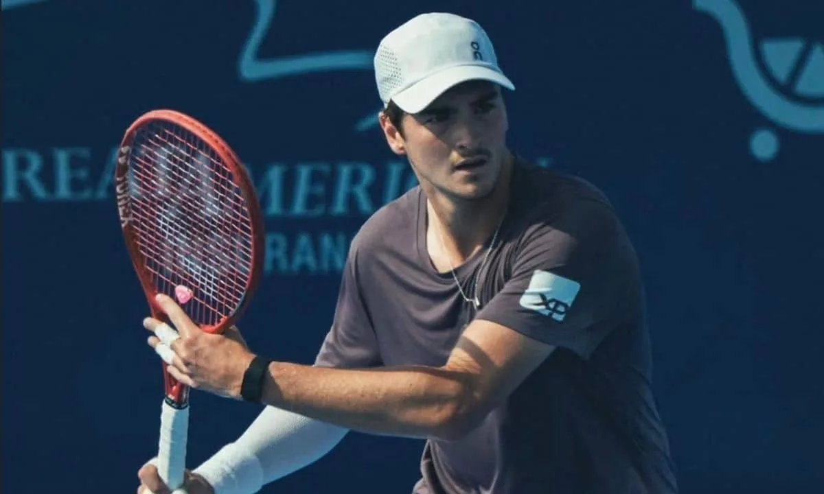 João Fonseca vence na estreia em Cincinnati e iguala recorde de Guga
