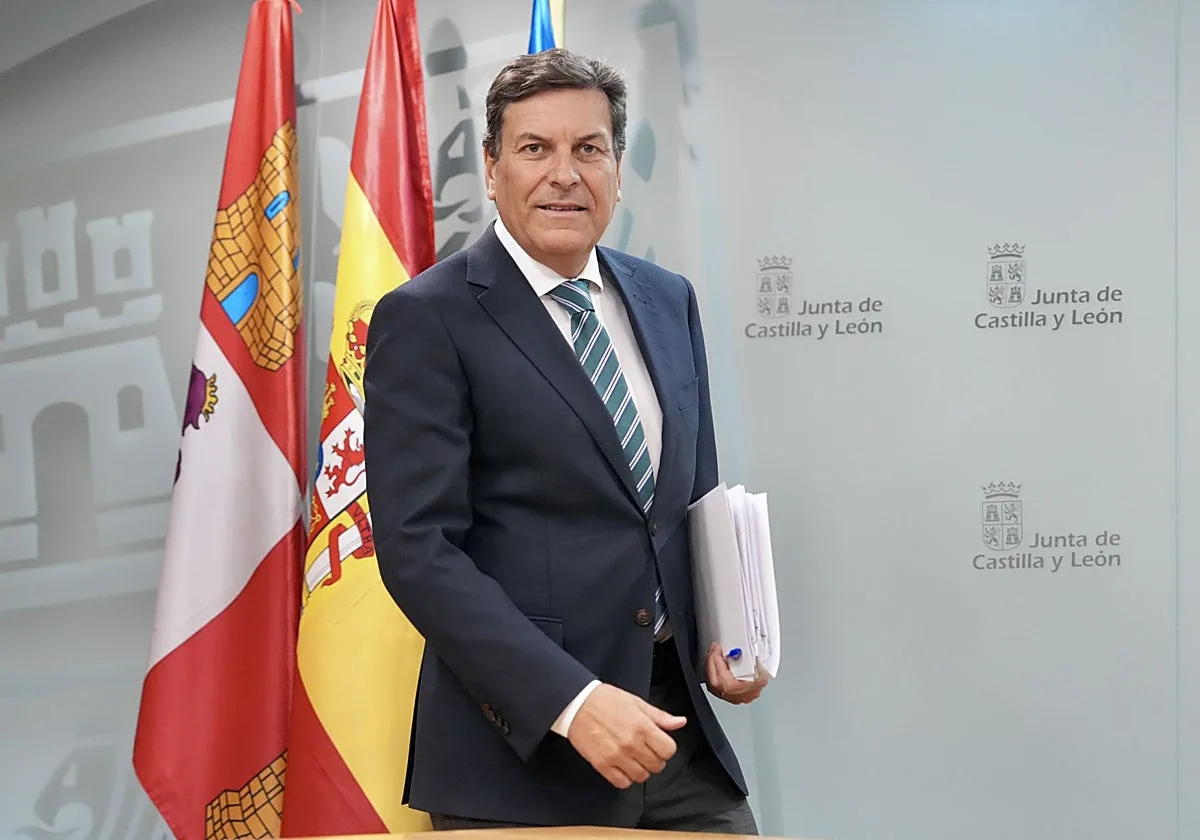 La Junta lamenta que Puente esté «más centrado» en suceder a Sánchez que en el «interés general»