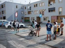 Behörden vermuten Racheakt: Maskierte erschießen Schwangere, Teenager und Frau in Spanien