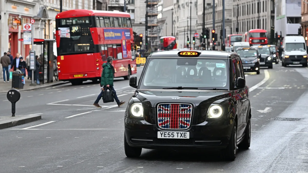 Legendäre Black Cabs: Hersteller will kultige London-Taxis retten