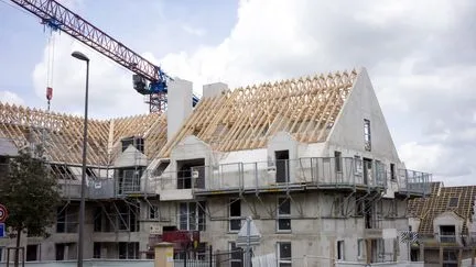 Près de 2,5 millions d'euros de préjudice, travail dissimulé, fraude sociale dans une entreprise du secteur du BTP... 2 personnes interpellées et placées en garde à vue