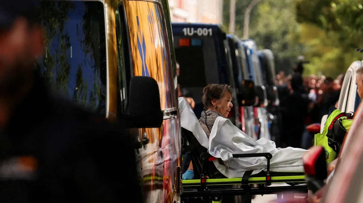 Conmoción en Madrid por el desalojo a una mujer de 87 años con una discapacidad: hubo incidentes entre manifestantes y policías