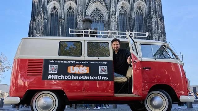 Fernsehen: Schauspieler kämpfen mit Bus-Tour für «Unter uns»