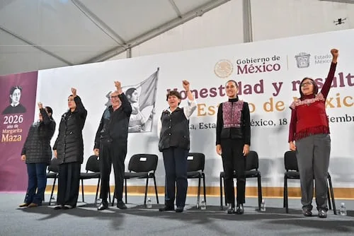 2.1 millones de estudiantes reciben apoyos para continuar sus estudios en Edomex