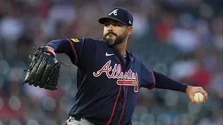 MLB: Martín Pérez va en busca de una histórica victoria ante Milwaukee