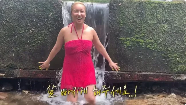 랄랄, 계곡 '냉수마찰 입수'하며 간절한 소원..."살 빠지게 해주세요" ('ralral')