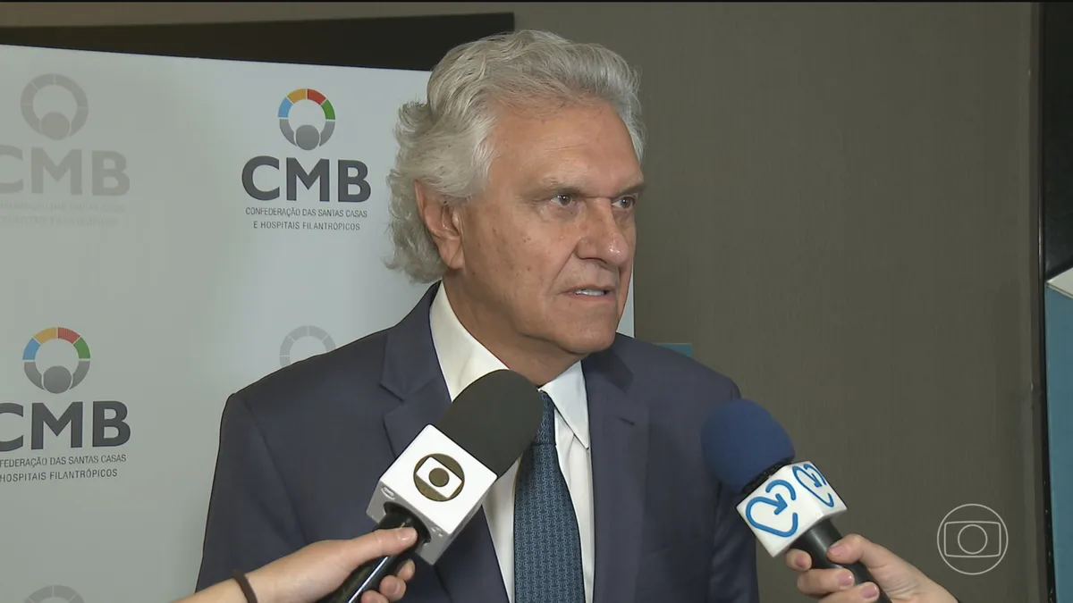 Ronaldo Caiado, candidato do PSD, faz campanha em Brasília
