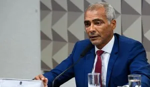 Romário anuncia saída do PL e apoio à candidatura de Eduardo Paes