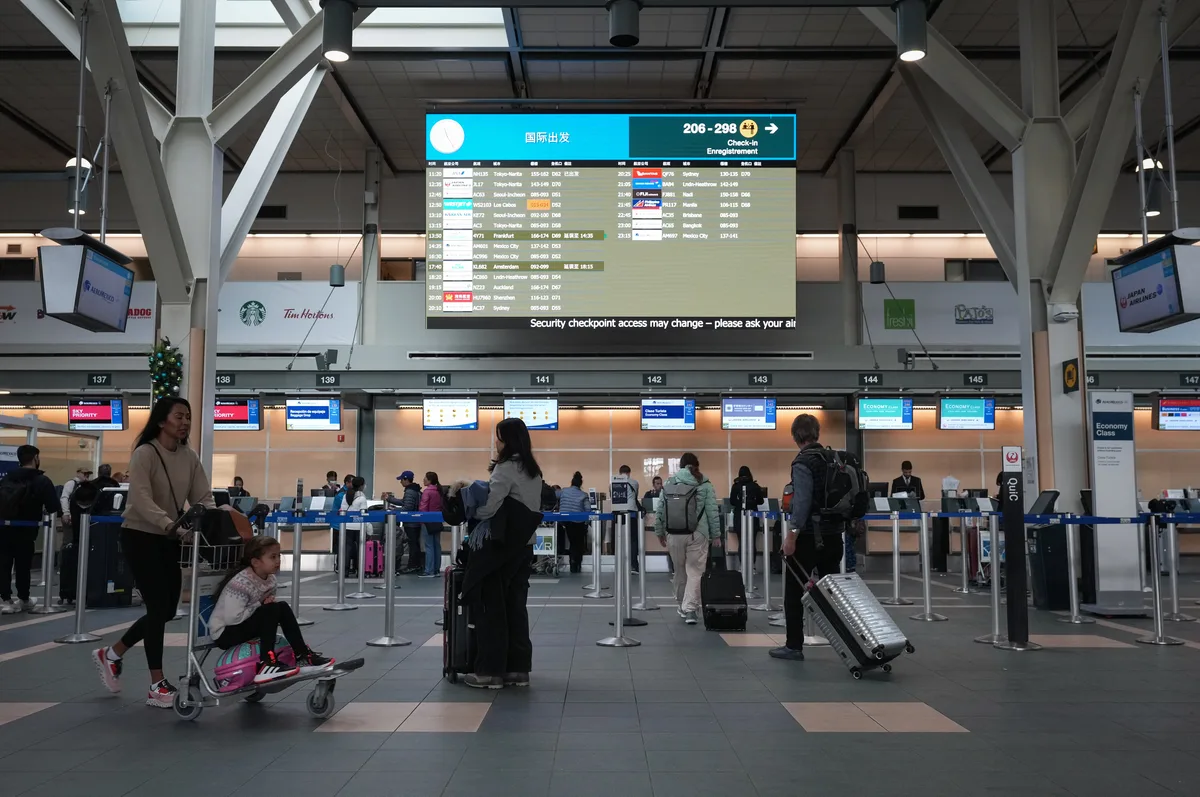 Ottawa in talks with First Nations about private investment in airports, Transport Minister says