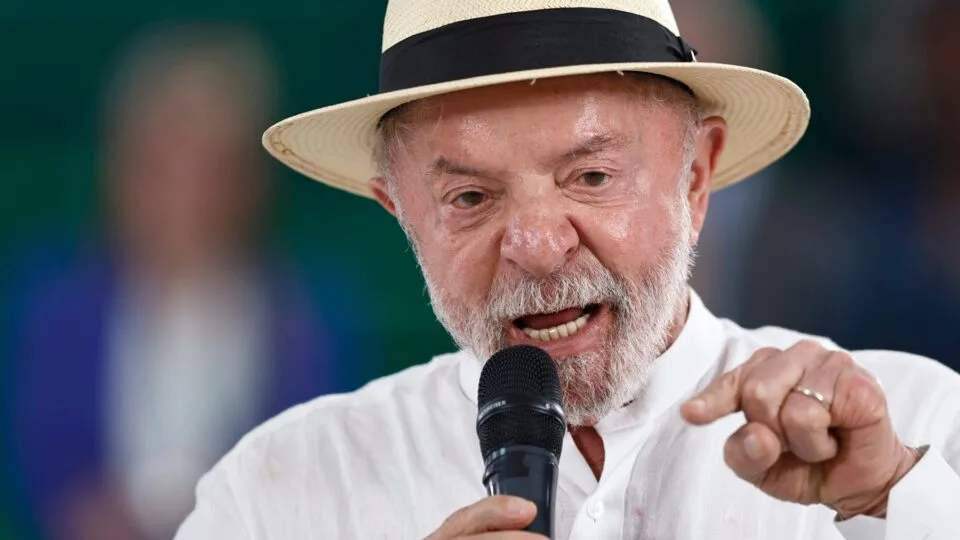 Desaprovação de Lula atinge patamar inédito para tentativa à reeleição, diz Quaest