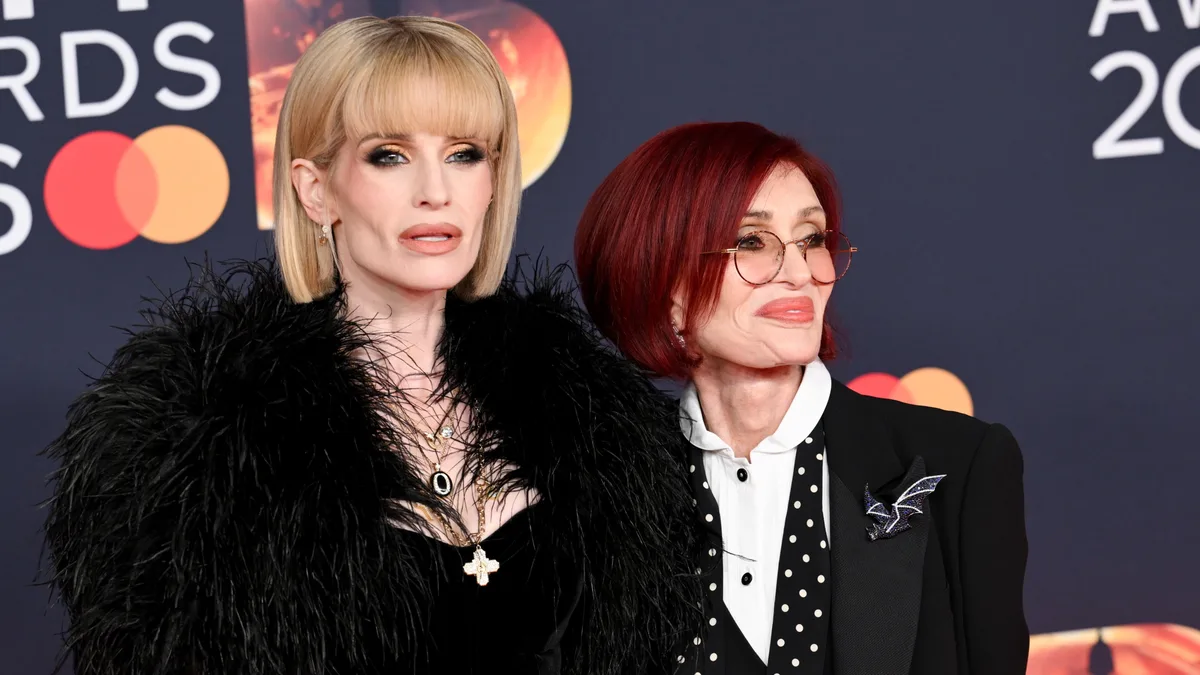 Kelly Osbourne Reveals Major Family Split After Dad’s Death
