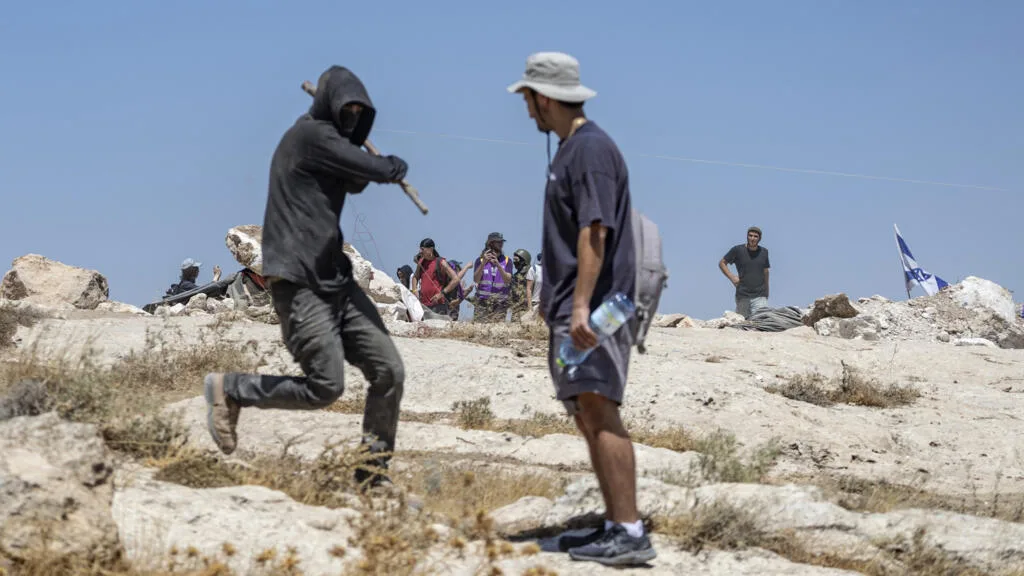 Guidés par la foi, des militants juifs affrontent des colons violents pour protéger des Palestiniens