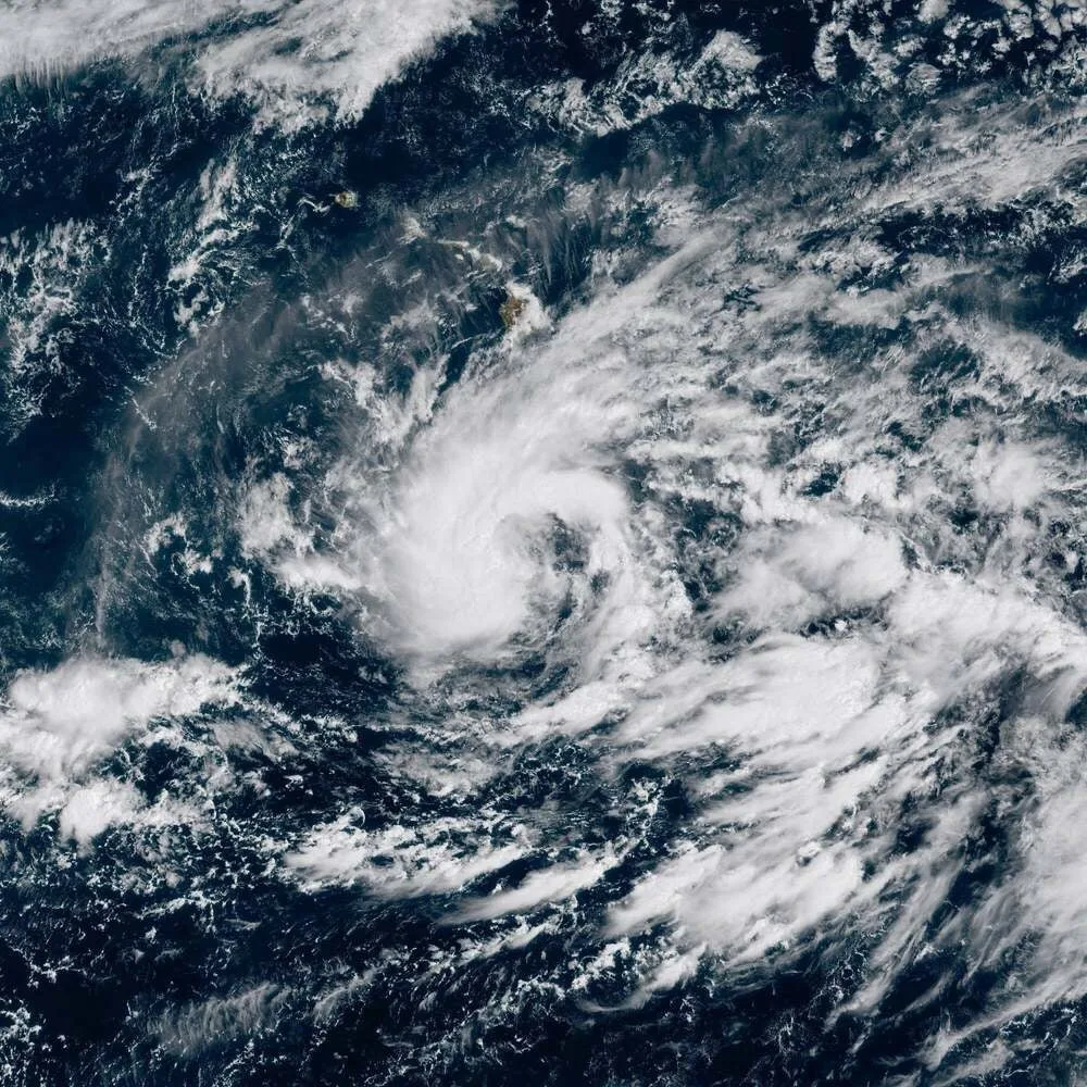 Tropical Storm Nolo Forms Near Hawaii