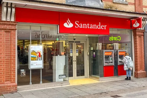 Key eligibility criteria as Santander customers 'get £250' in deal