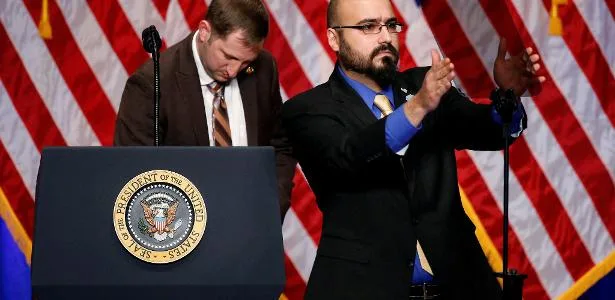 Ex-assessor da Casa Branca é multado por lucrar com discursos de Trump