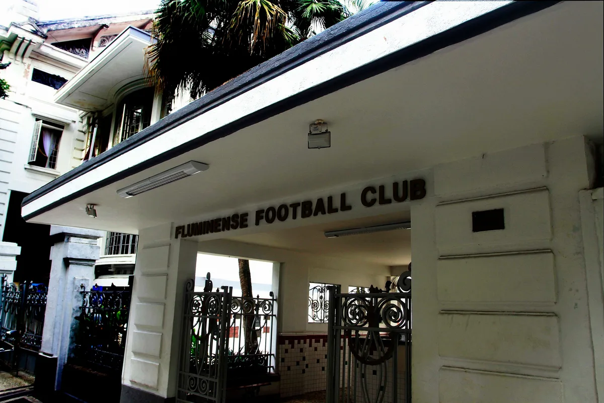 Fluminense recebe advertência de agência de fair play por parcelas vencidas de dívidas