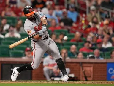Encarnacion-Strand hits tiebreaking RBI double in the 9th as Orioles outlast Cardinals 8-7