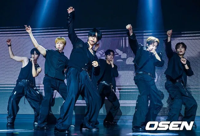 [사진]SF9,'위드아웃 윙스' 무대