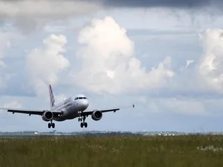 Un Boeing d’Air France fait demi-tour en urgence au-dessus de l’Atlantique après un incident technique