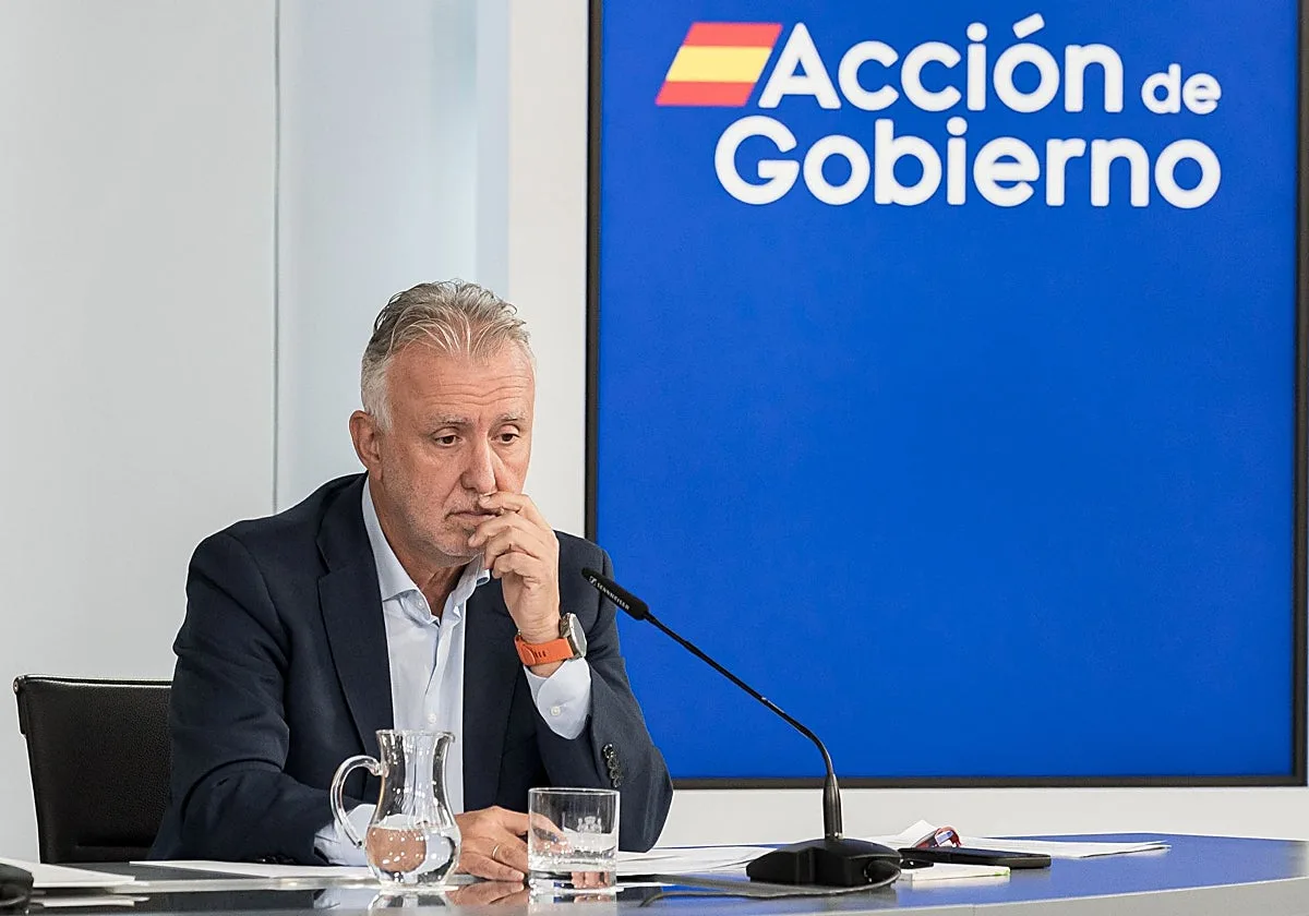 El choque jurídico entre Moncloa y Vivas deja a los menores en Ceuta mes y medio en el limbo