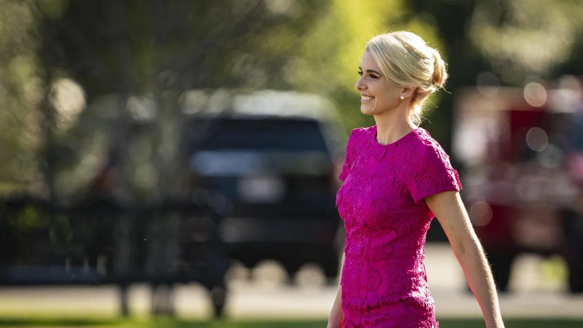 Natalie Harp, vestida para liderar: la vuelta de tuerca que necesita el estilo Maga