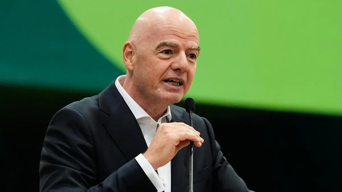 Dutch football federation withdraws support Infantino