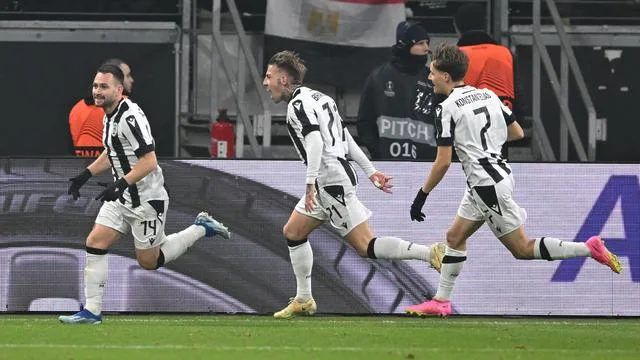 Mehr als 30 Millionen Euro: Medien: BVB holt Griechen Konstantelias für die Offensive
