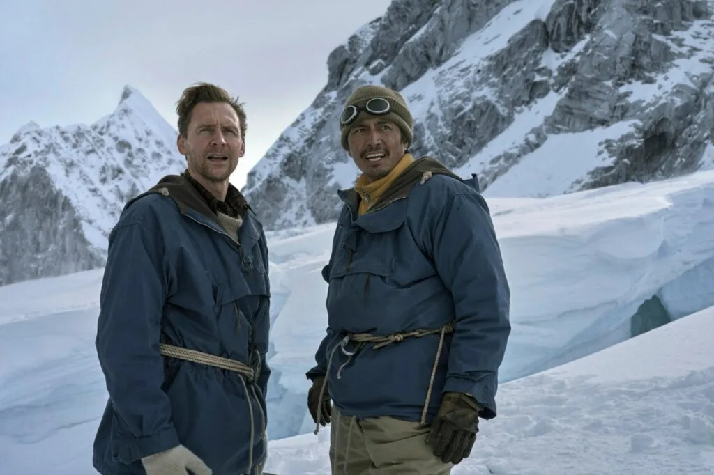 Alpinistas tentam escalar o Monte Everest no trailer INCRÍVEL do drama biográfico ‘Tenzing’