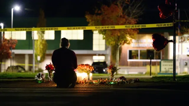Homem que matou atirador em escola no Oregon é pai de duas alunas