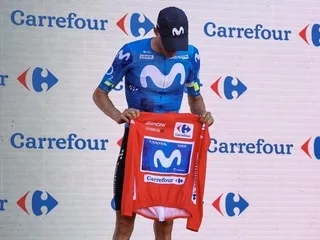 « Tadej est tombé, je n’ai pas gagné le maillot rouge… » : l’abandon de Pogacar sur la Vuelta a marqué Mas et Van Aert