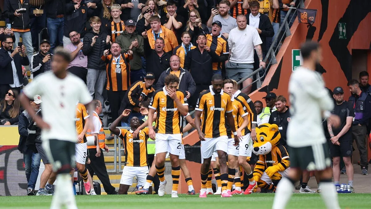 Premier League: Manchester United começa a época da pior maneira