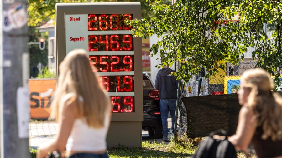 Kommentar: Der Tankrabatt und die Realsatire mit den Kontonummern