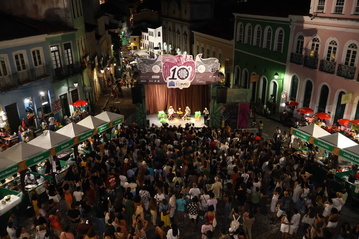 Flipelô, a Flip do Pelourinho, tem missa com axé e procissão de best-sellers