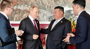 Líder da Coreia do Norte elogia "luta comum" e relação com a Rússia