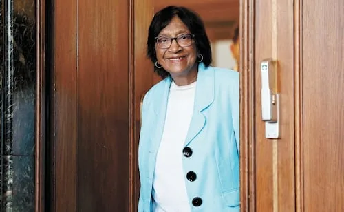 Navi Pillay, defensora del derecho internacional; ganó el Premio Nobel de la Paz