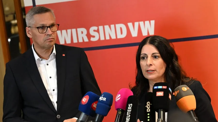 VW: Arbeitnehmer dringen Volkswagen-Vorstand zu Gesprächen