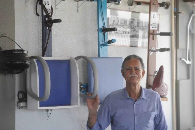 Aos 79 anos, mineiro mantém viva paixão pelos carrinhos de rolimã