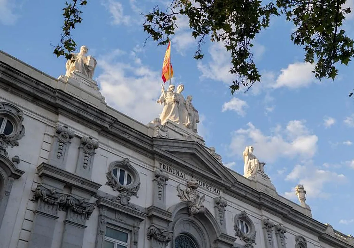 El Supremo resuelve que cambiarse de sexo no anula una condena previa por violencia de género