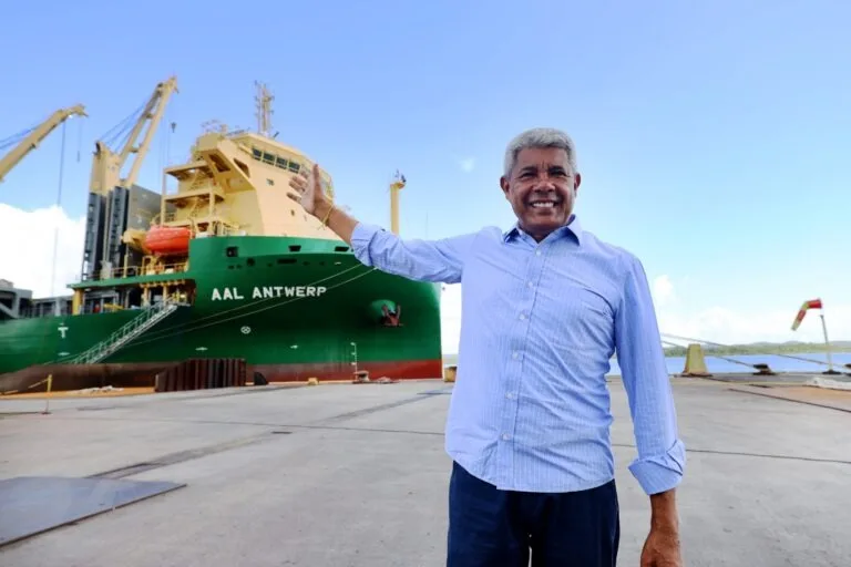 Jerônimo revela plano para expandir indústria ao interior da Bahia