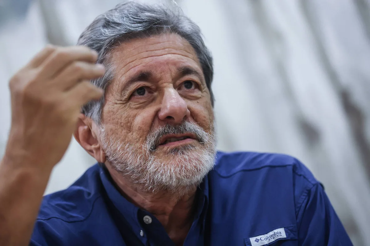 Coordenador de campanha de Lula defende recompra de títulos da dívida e alta de imposto para super-ricos
