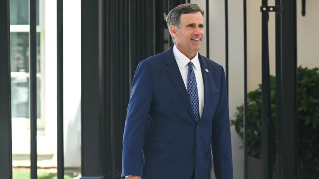 Diretor da CIA visita Moscou para reuniões com autoridades russas, segundo imprensa dos EUA