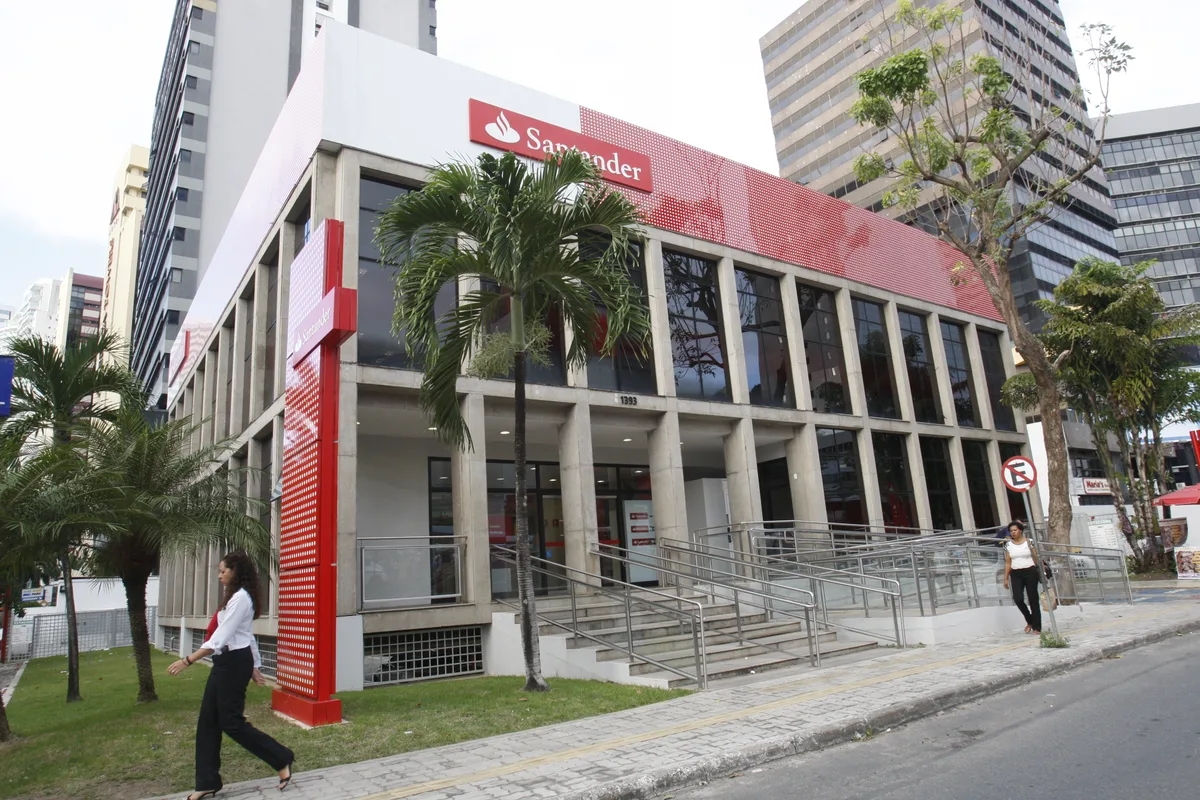 Banco anuncia 230 vagas de emprego para diversas áreas na Bahia
