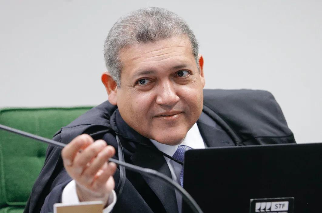 Pagamentos de Vorcaro a empresa ligada a filho de Nunes Marques coincidem com votos do ministro favoráveis ao Master