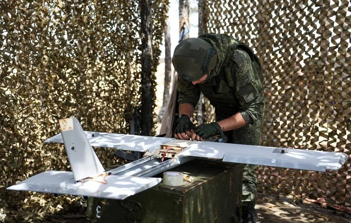 Russian forces continue strikes on Ukrainian logistics facilities, ports
