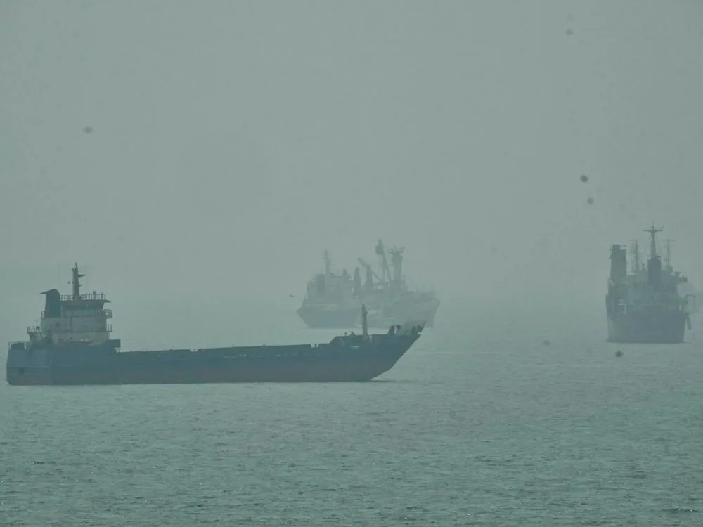 Newsblog zum Nahost-Krieg: Tanker laut Iran in Straße von Hormus durch Mine in Brand geraten – USA widersprechen